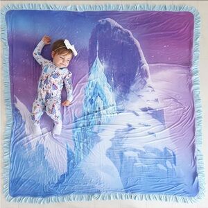 Posh Peanut Frozen Elsa Castle Luxe Patoo